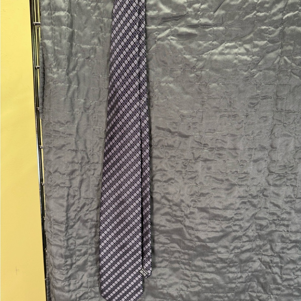 Alexander Julian Diamond Patterned Tie in Black and White